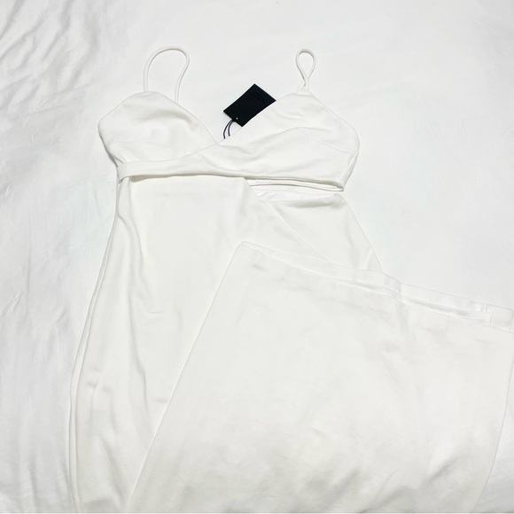 SOLD // NBD Titan Dress in Ivory Size Medium - Picture 4 of 8